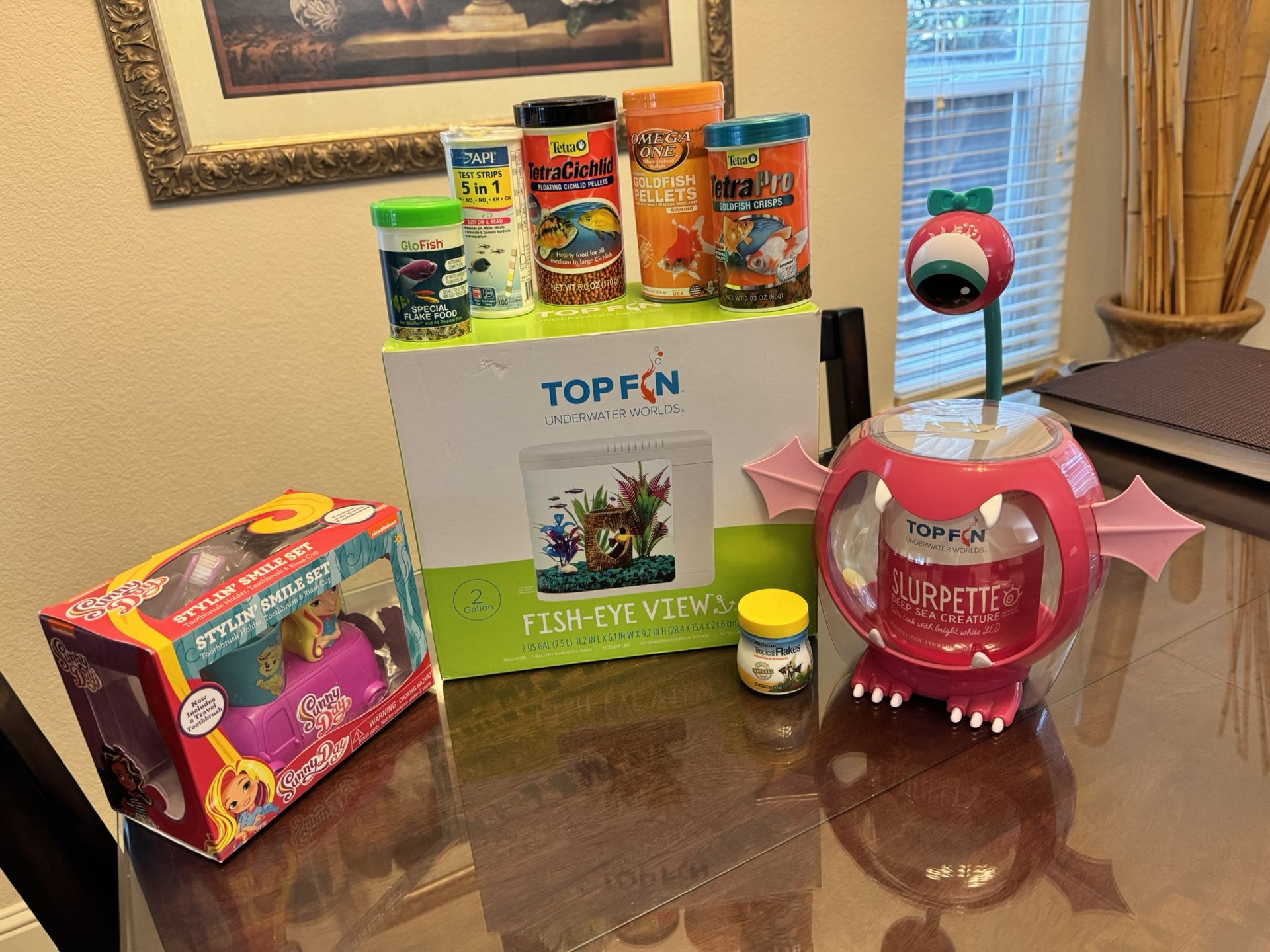 X-Mas Gift Ideas- 2x Top Fin Tanks & Food & More