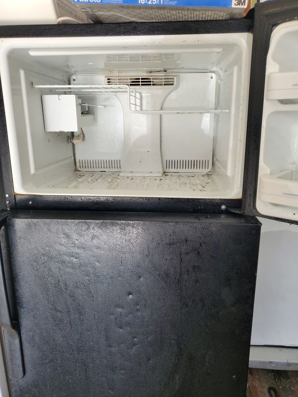 BLACK REFRIGERATOR for Sale in Victorville, CA OfferUp