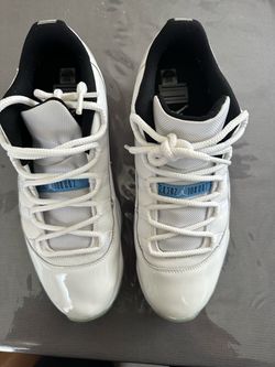Air Jordan 11 Low Legend Blue Sneakers