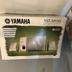 Yamaha Speakers 