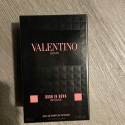 Valentino Born In Roma Uomo Intense Edp Spray 3.4 Oz (100 Ml)