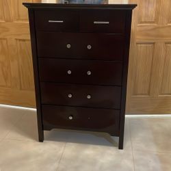 Dark Wood 5-Drawer Dresser / Cabinet – Solid & Clean