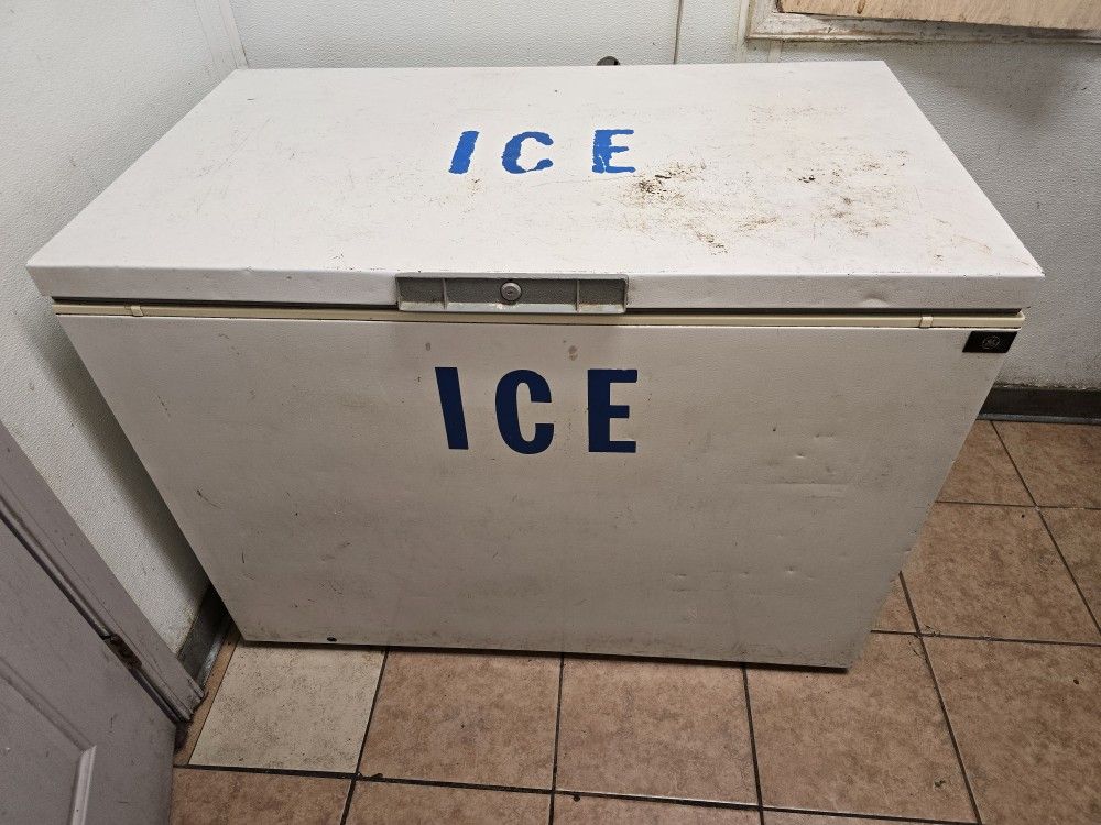 Freezer Chest Fully Functional Working