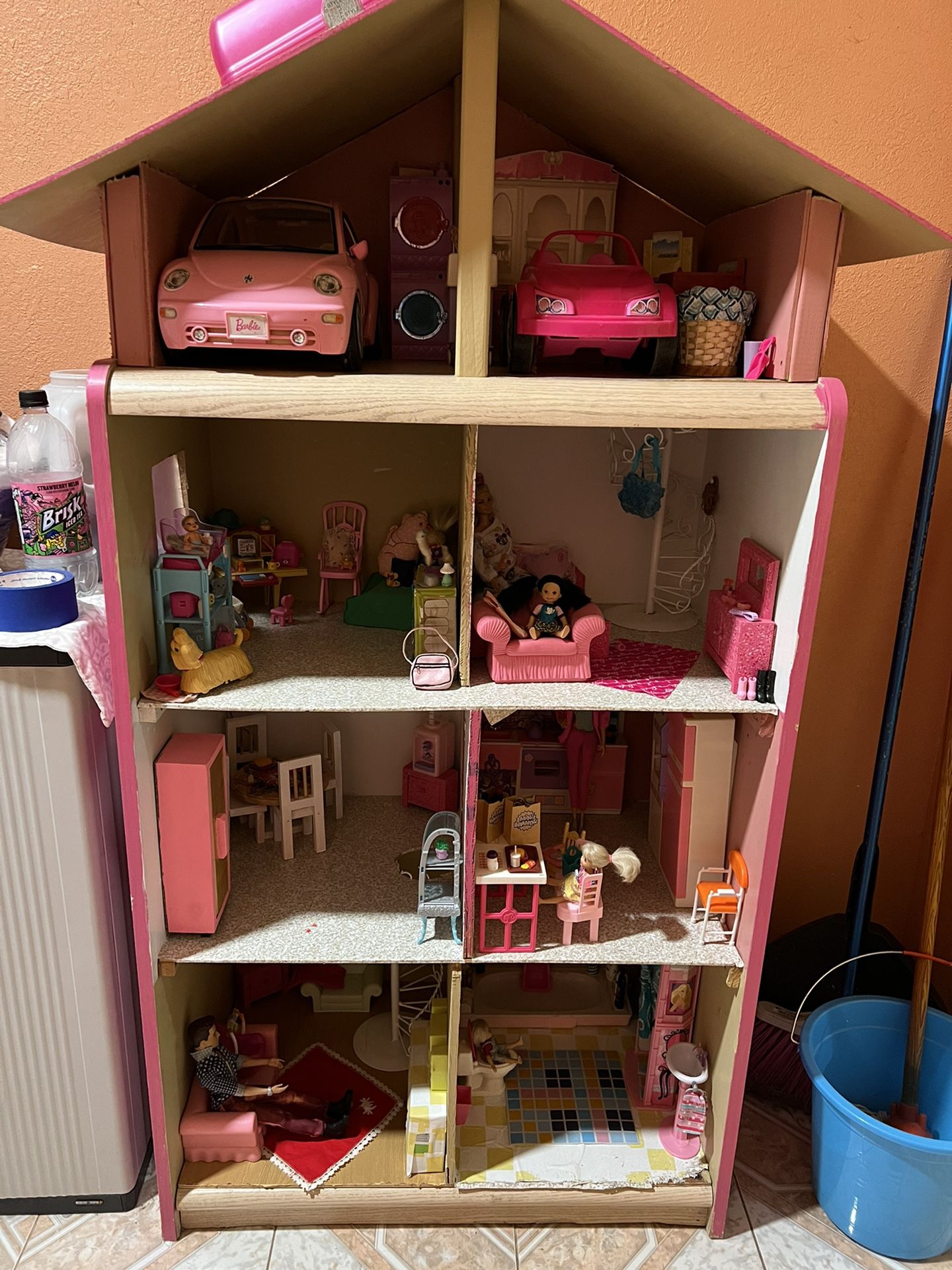 Homemade Barbie House With Accessories 