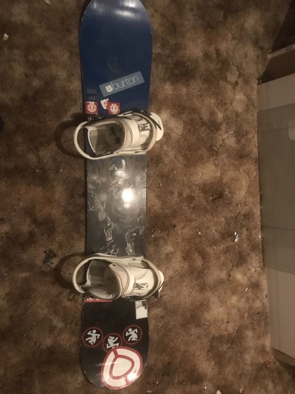 Snowboard. Shawn white DonnyDarko Edition with bindings included