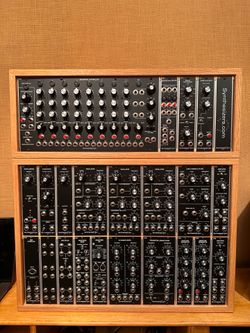 Modular Synthesizer System with Sequencer