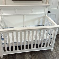 Baby Crib 