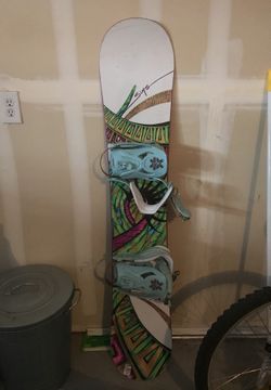 Snow board with binding