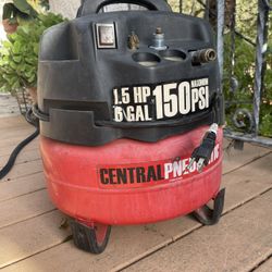 CENTRAL PNEUMATIC 6 gallon 1.5 HP 150 PSI Professional Air Compressor
