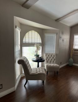 Accent chairs (2)