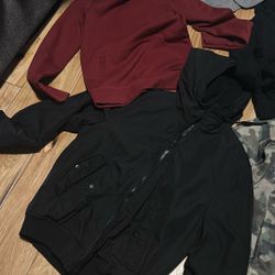 Chamarras Sudaderas Poco Uso De Hombre Size XS Y S $25 Por Todas Buenas Marcas 