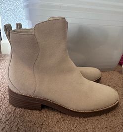 8.5B Cole Haan Ankle Boots