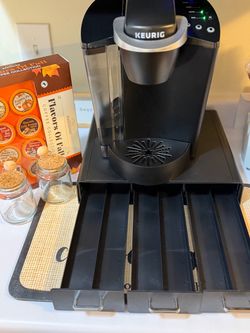 Like New Keurig bundle