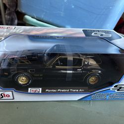 Maisto 1:18 SE 1978 Pontiac Firebird Trans Am
