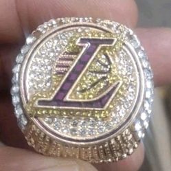 BRAND NEW!💯 HAND-MADE🖐️LEBRON JAMES 2020 LAKERS CHAMPION MVP FAN RING w/POSTER!