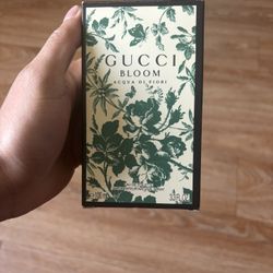 Gucci Bloom Purfume 
