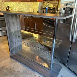 Contemporary glass Bar