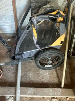 Bike trailer/ stroller