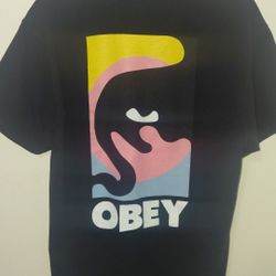Obey Black Large T Shirt Used