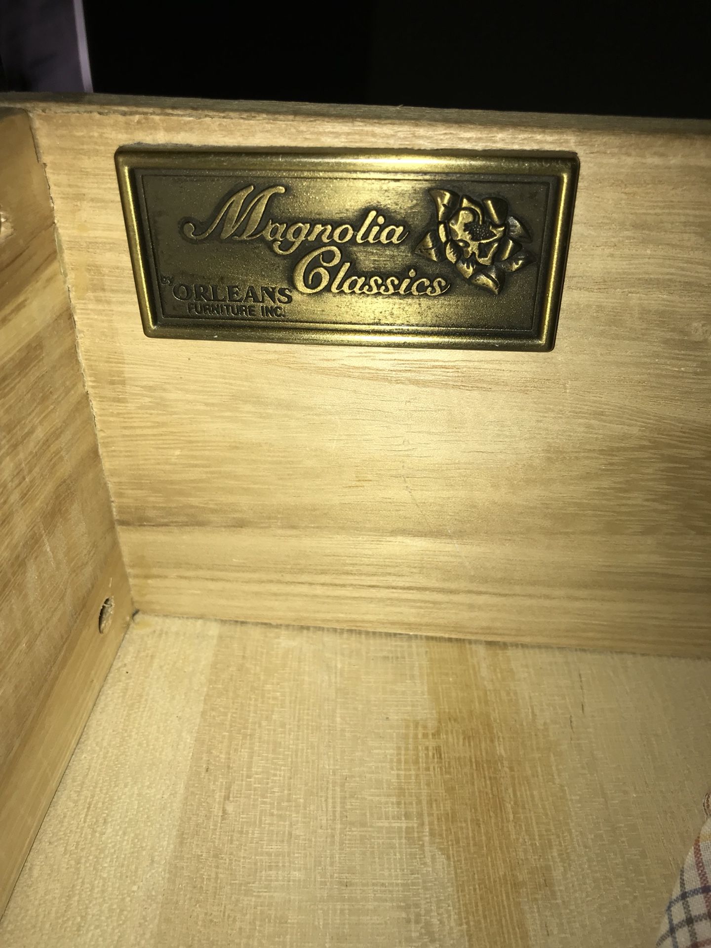 Magnolia classics orleans furniture inc deals