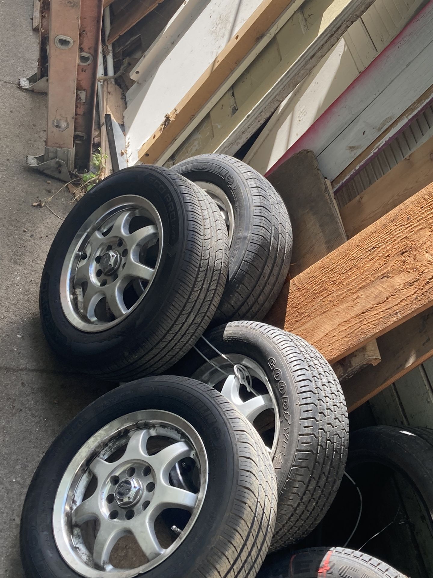 4 Lugs Universal Rims With Tires for Sale in Richmond, CA - OfferUp