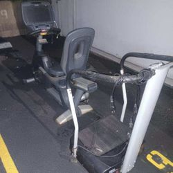 work out equipment 