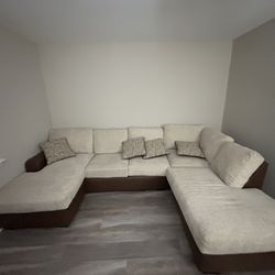 Devin 2 Piece Sectional