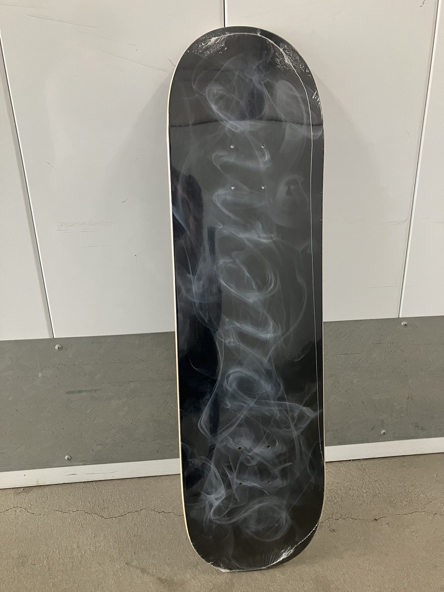 SUPREME SMOKE SKATEBOARD