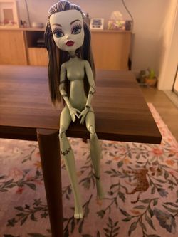 Frightfully Tall Frankie; for Trade
