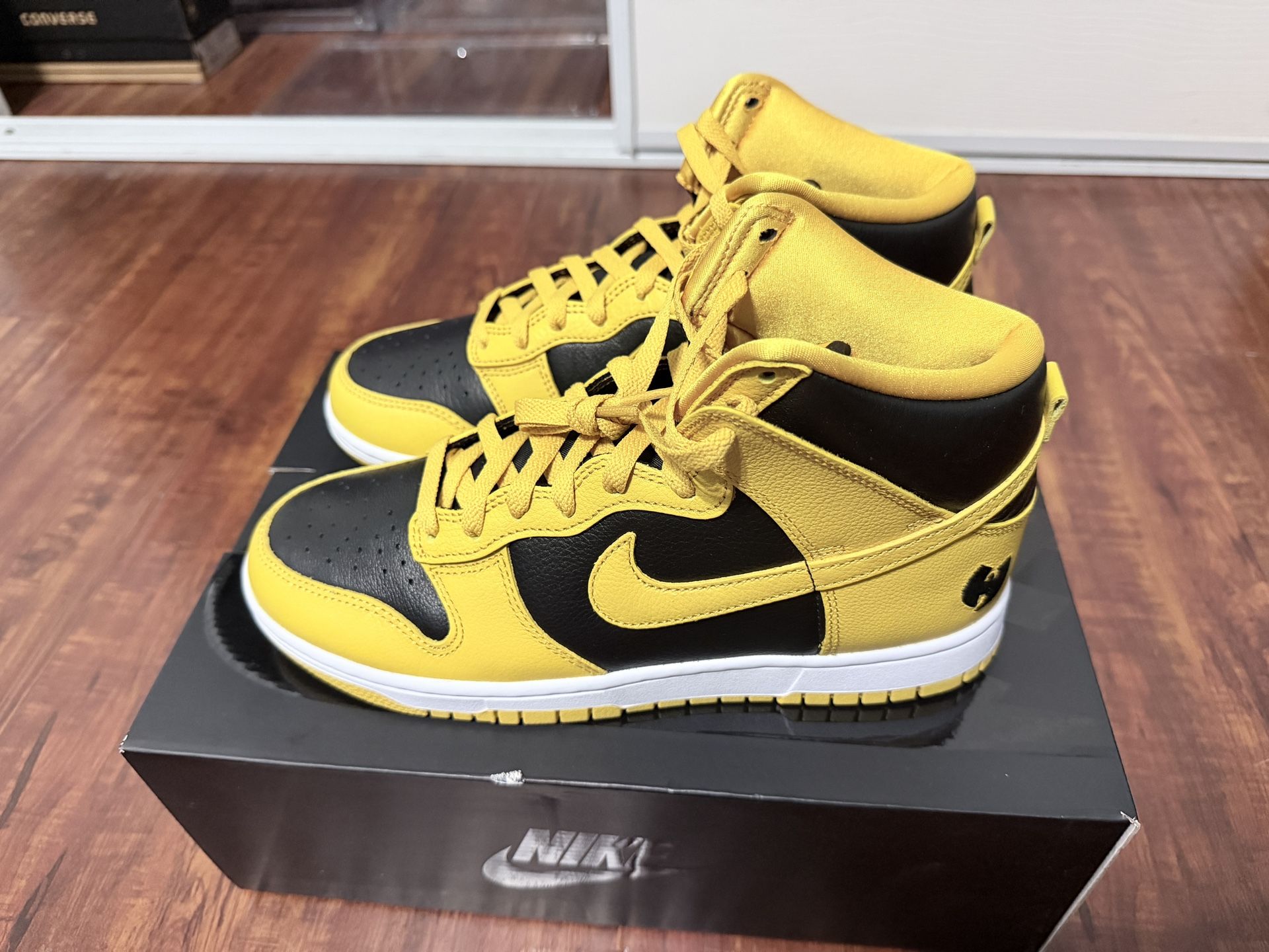 Nike Dunk High Wutang