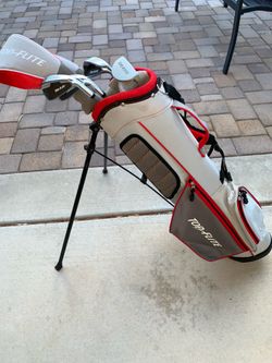 Kids 6-piece Top Flite Golf set!
