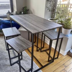 Dining Table With 4 Chairs 