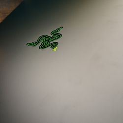 RTX5090 Razer Blade 16 2025