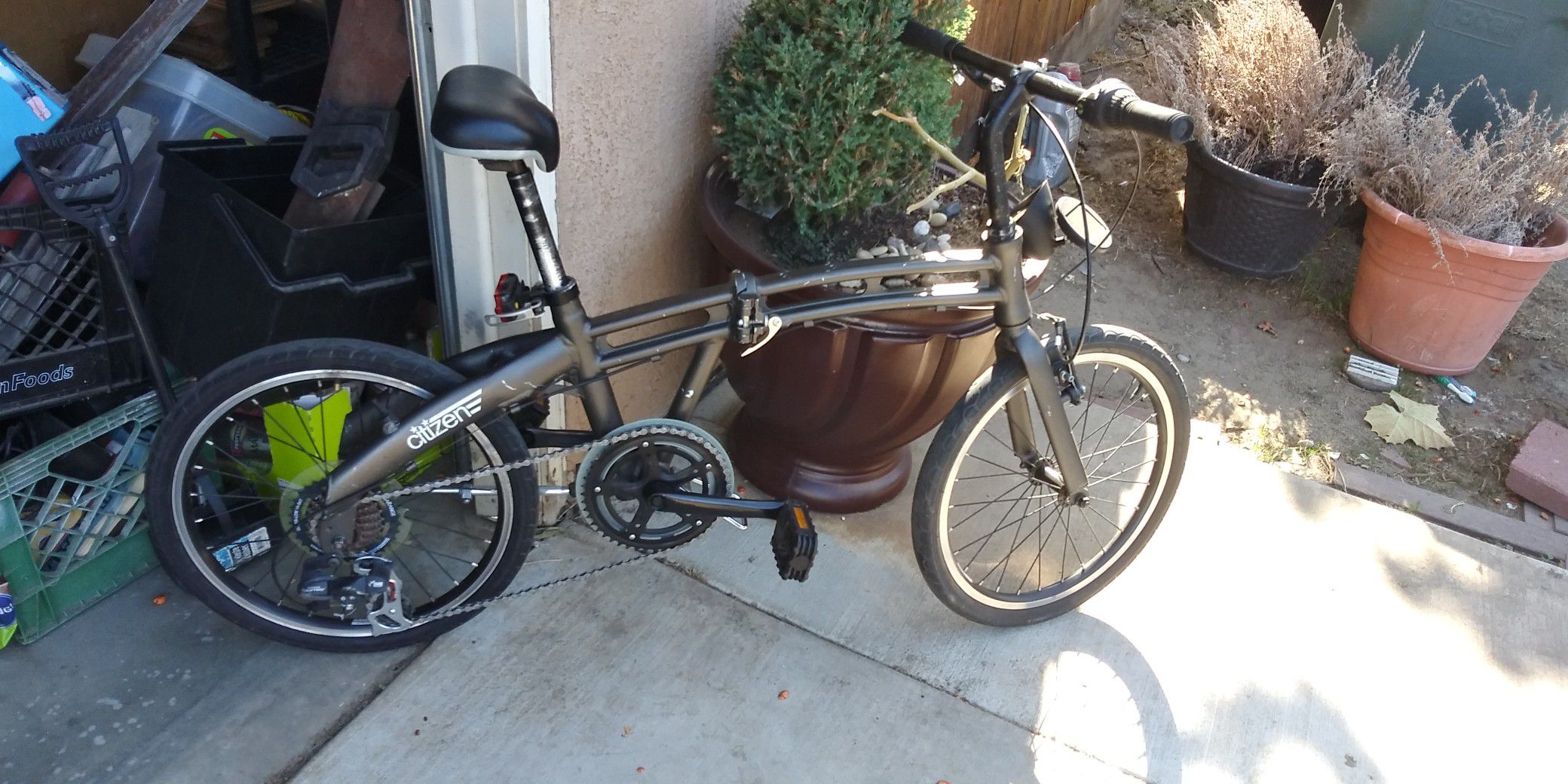 Citizen fold up bike