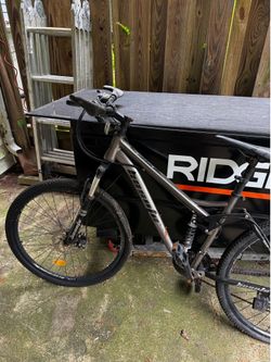 Bikes for sale each 25