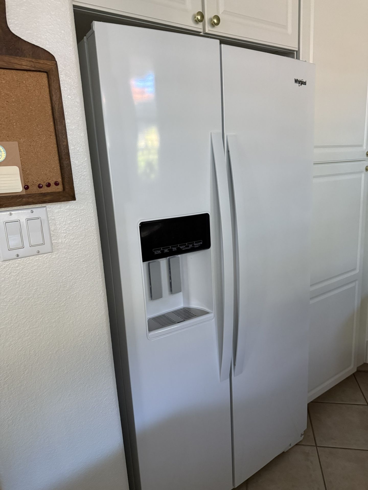 Refrigerator 