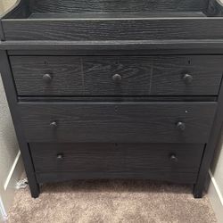 Delta Children Changing Table With Drawers