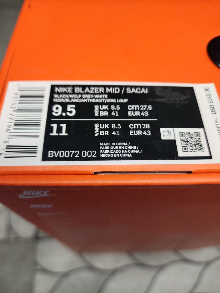 New I'm BOX NIKE Blazer Sacai