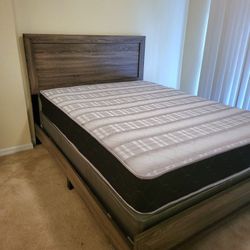 NEW QUEEN MATTRESS AND BOX SPRING 😉 100% QUALITY & CONFORM 👌