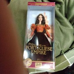 Barbie  Princess  of the Portuguese Empire 2002