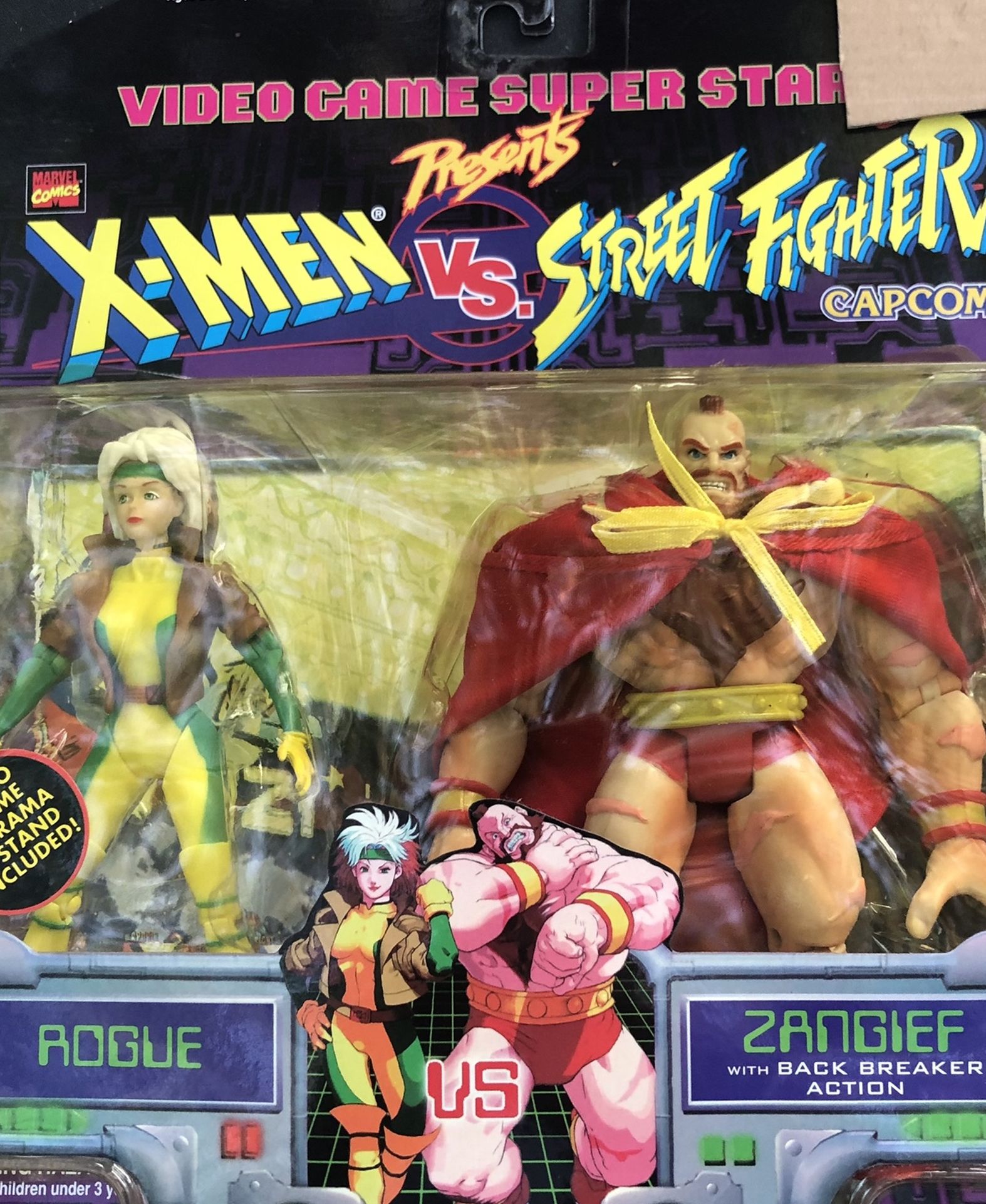 X-MEN vs STREET FIGHTER フィギュア 4点セット X-Men vs Street Fighter フィギュアセット 4体