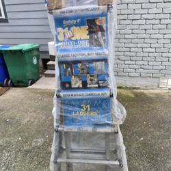 Aluminum ladder