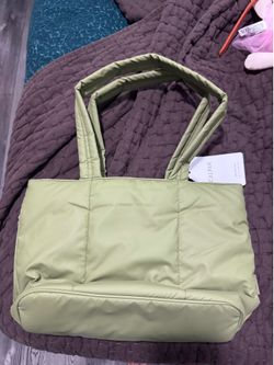 Calpack puffer tote
