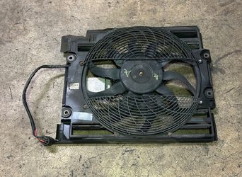 BMW E39 540i 530i 525i COOLING FAN