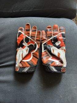 football gloves xl