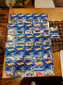Hot Wheels Die-Cast Cars Lot of 26 Sealed