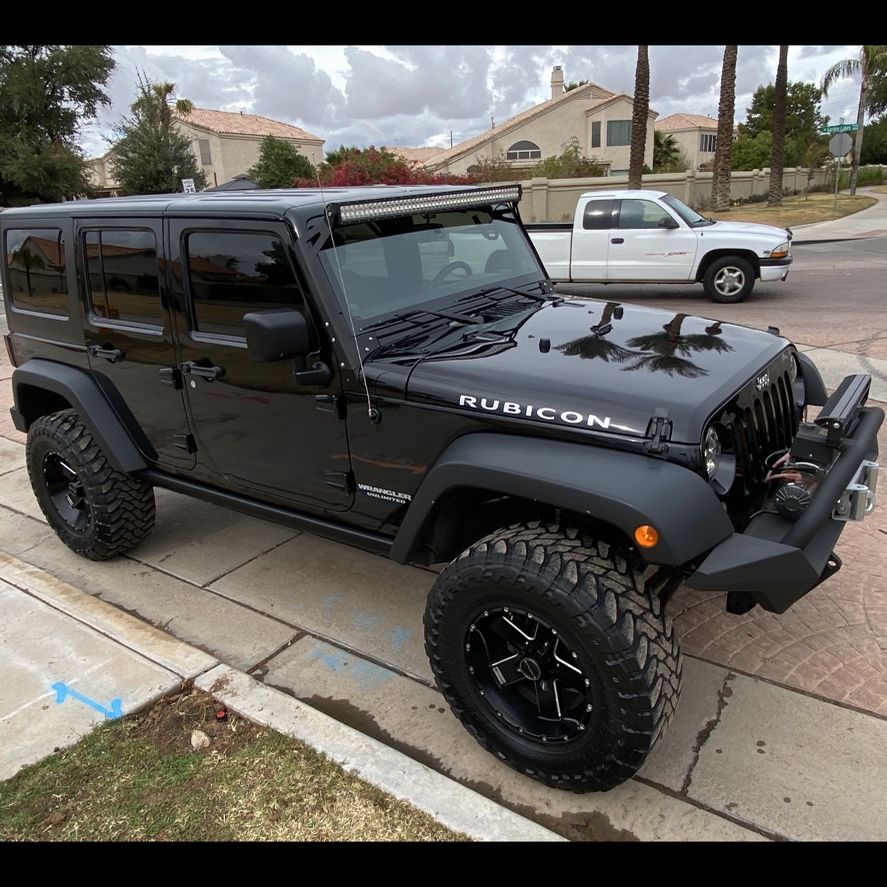 Rubicon Jeep 2014 Only 47800 Milles