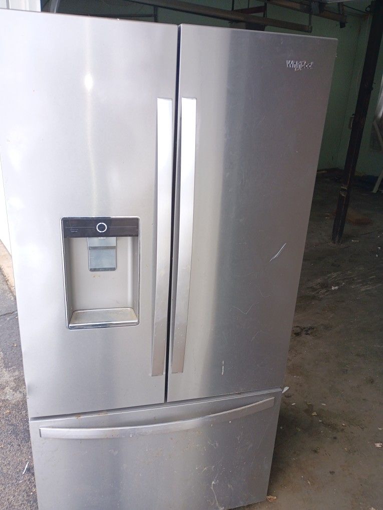 Nice Working Refrigerator