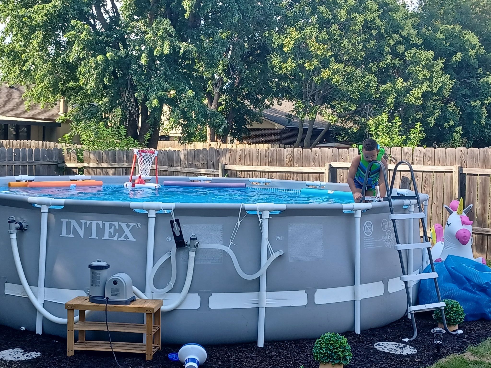 Pool 