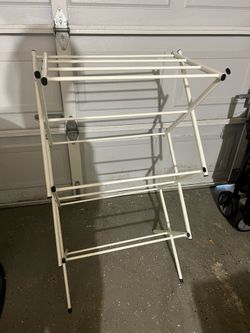 Clothing/drying rack